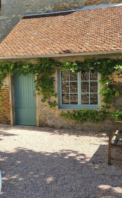 Gite L'Annexe Du Prieure Besson Buitenkant foto